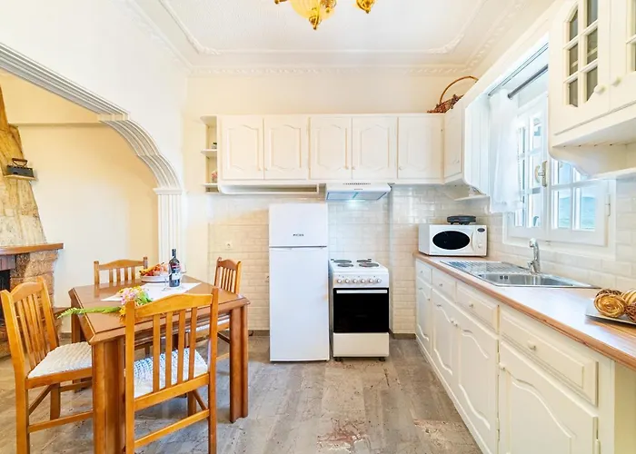 Pavlos Sofia Apartman *